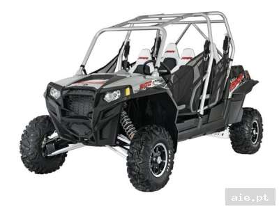 RZR 4 XP 900